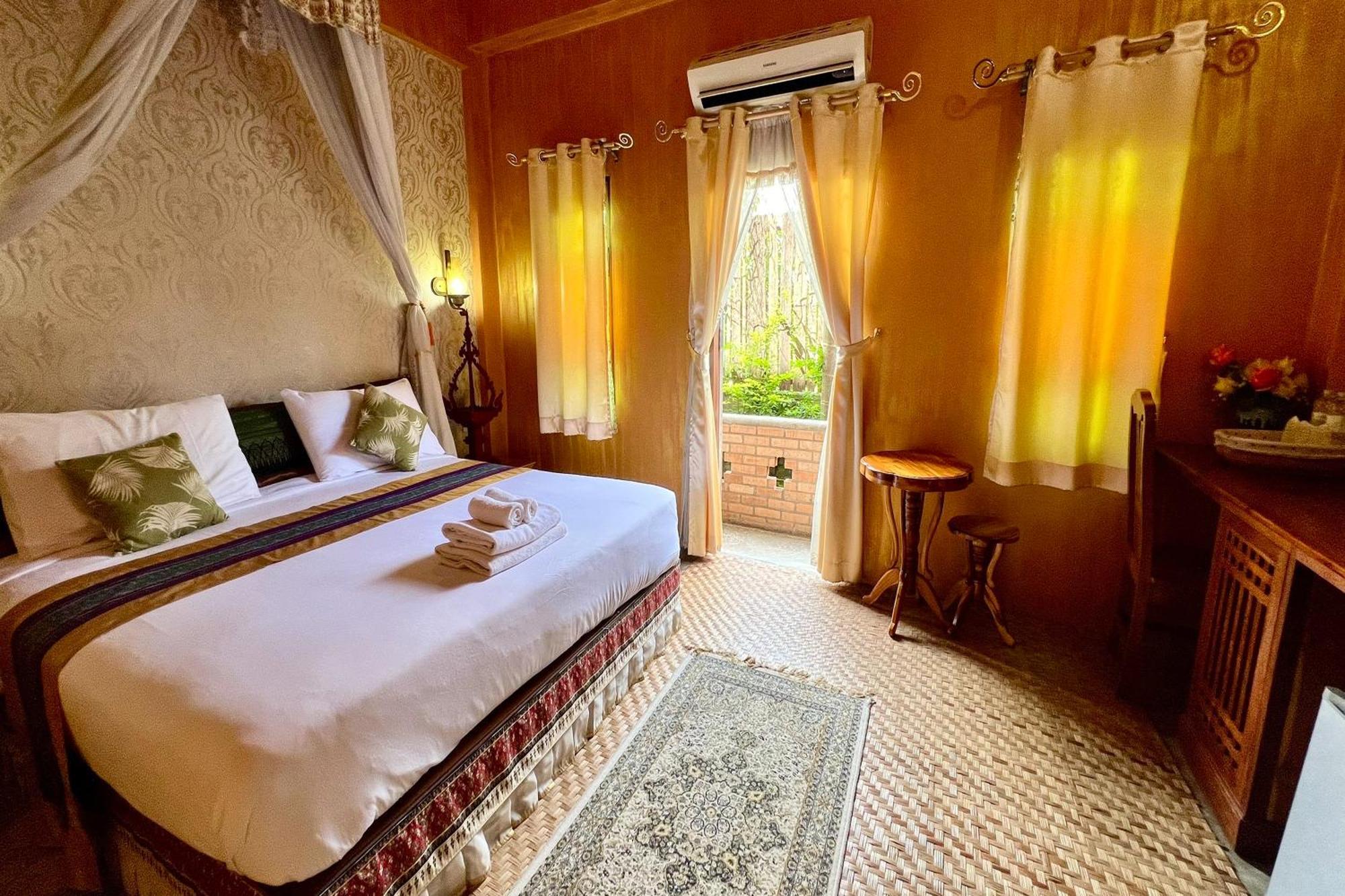 Amethyst Hotel Chiang Mai Esterno foto
