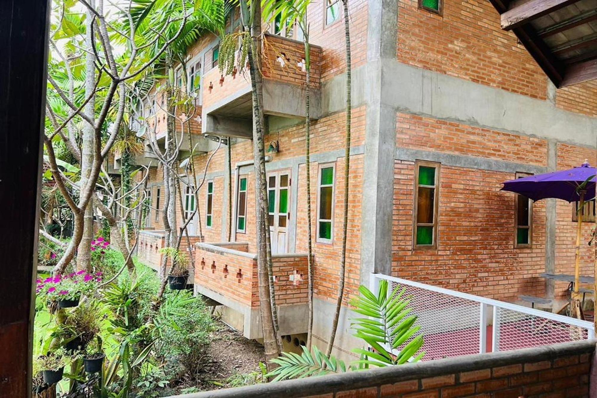 Amethyst Hotel Chiang Mai Esterno foto
