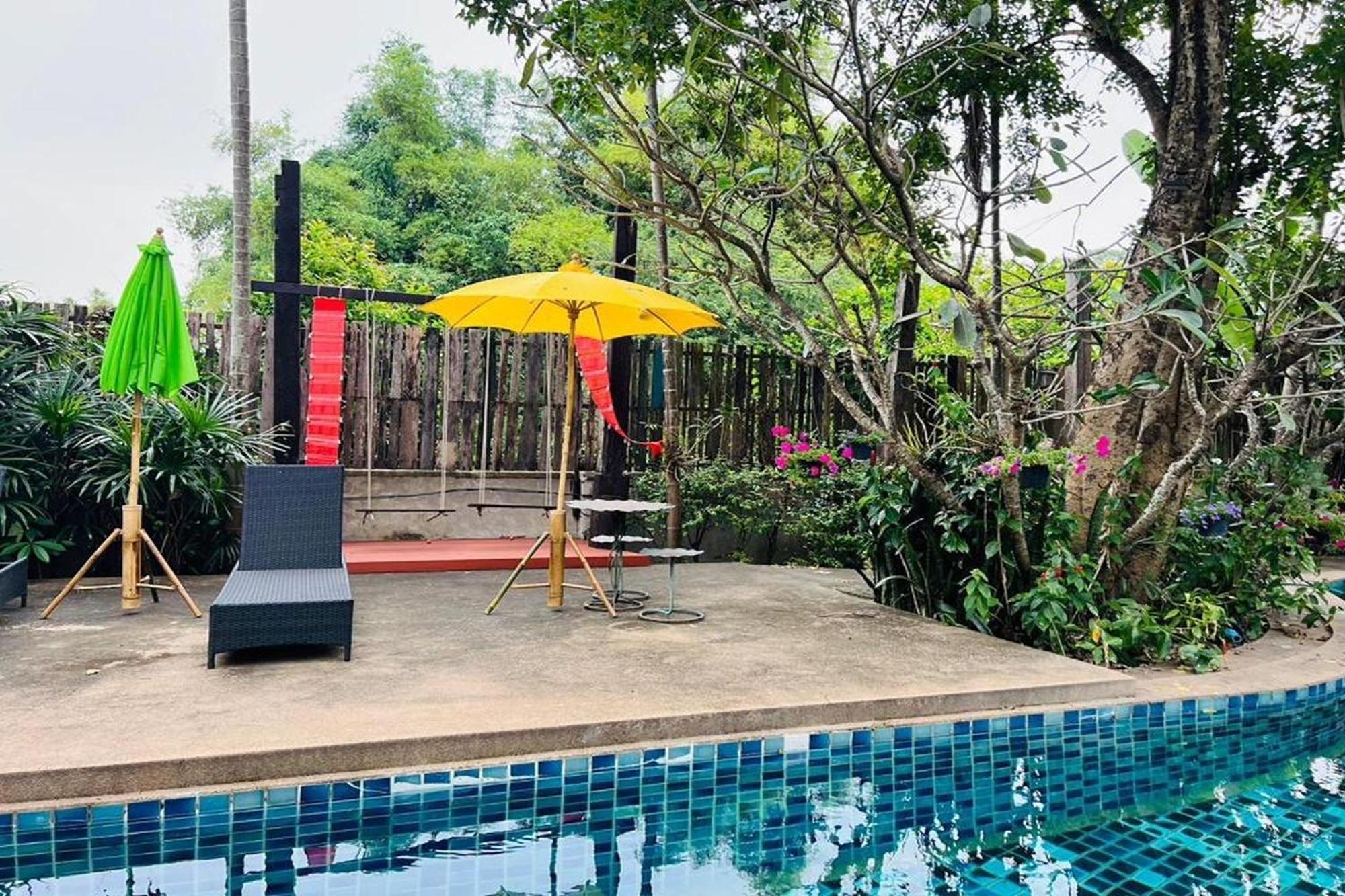 Amethyst Hotel Chiang Mai Esterno foto