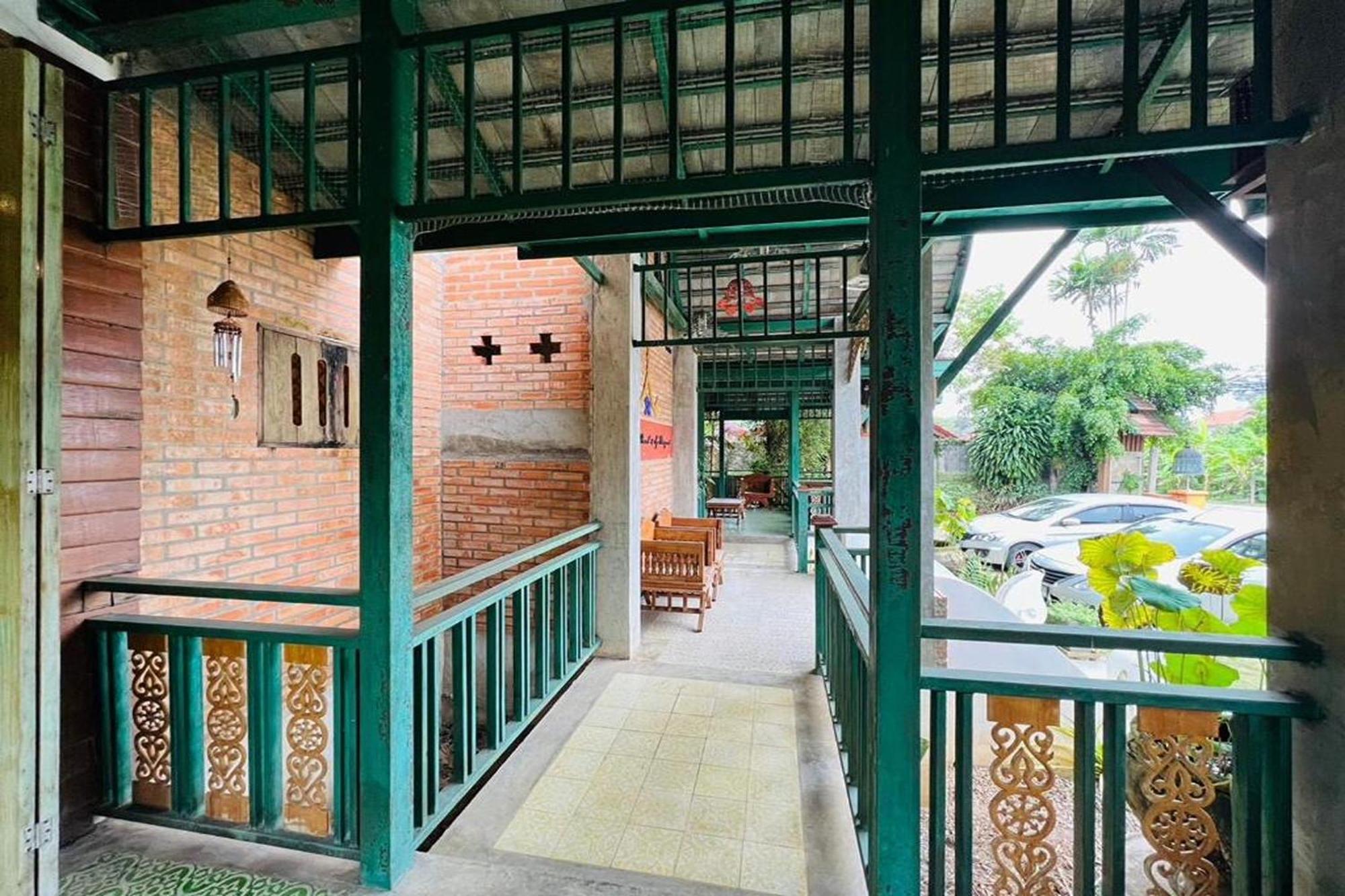 Amethyst Hotel Chiang Mai Esterno foto